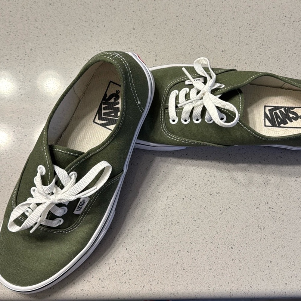 Vans Authentic | Olive green | Size 8 Mens / 9.5 Womens | NWOT
